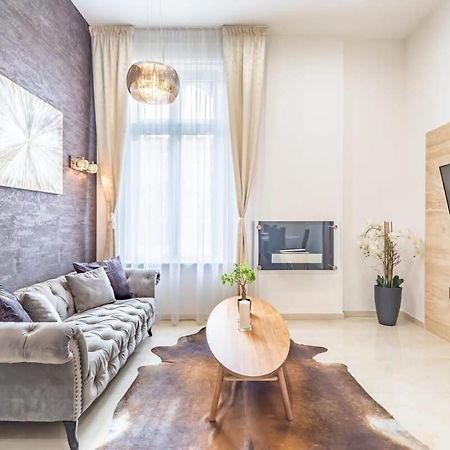 شقة Splendid Perfectly Located Flat With Sauna بودابست المظهر الخارجي الصورة