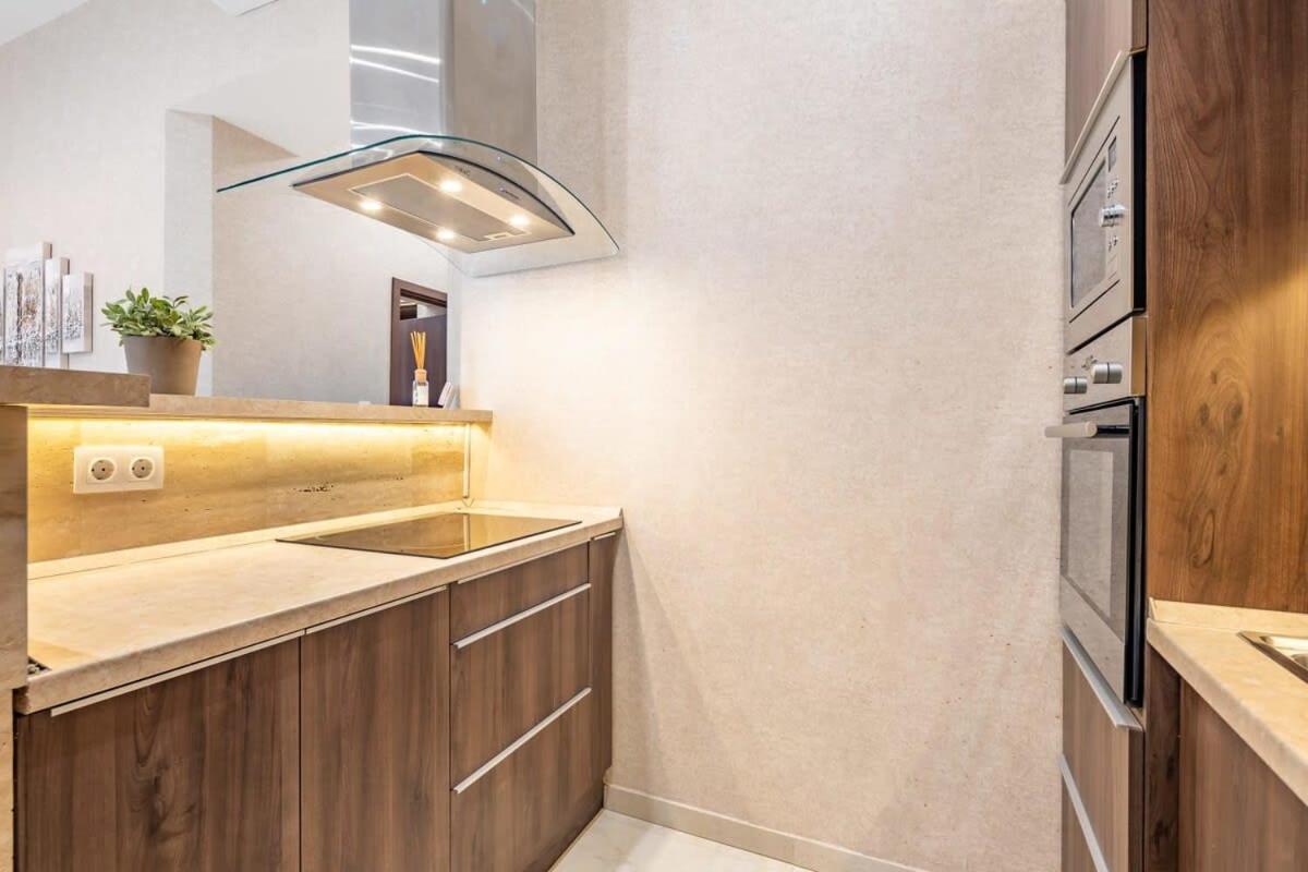 شقة Splendid Perfectly Located Flat With Sauna بودابست المظهر الخارجي الصورة