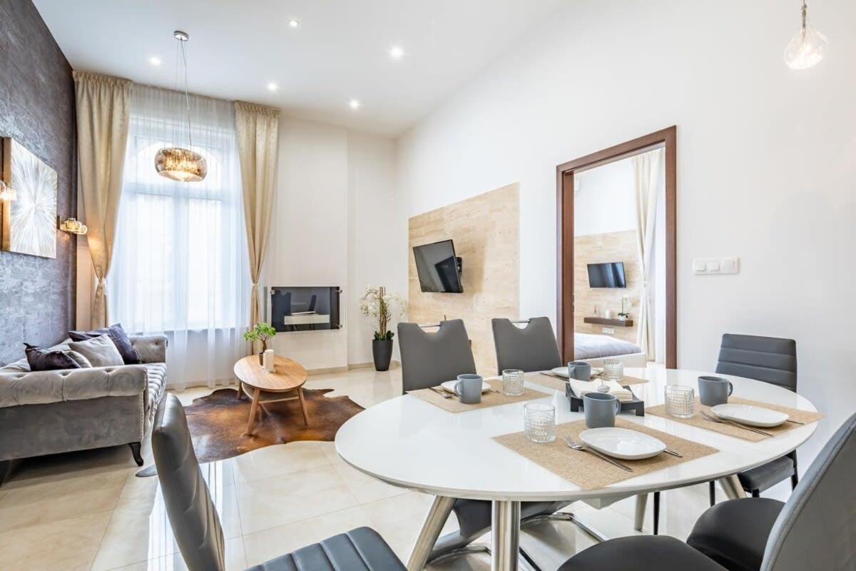 شقة Splendid Perfectly Located Flat With Sauna بودابست المظهر الخارجي الصورة