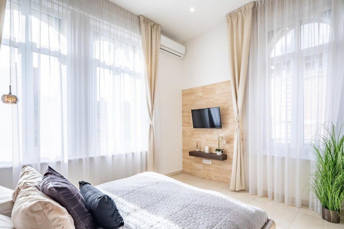 شقة Splendid Perfectly Located Flat With Sauna بودابست المظهر الخارجي الصورة